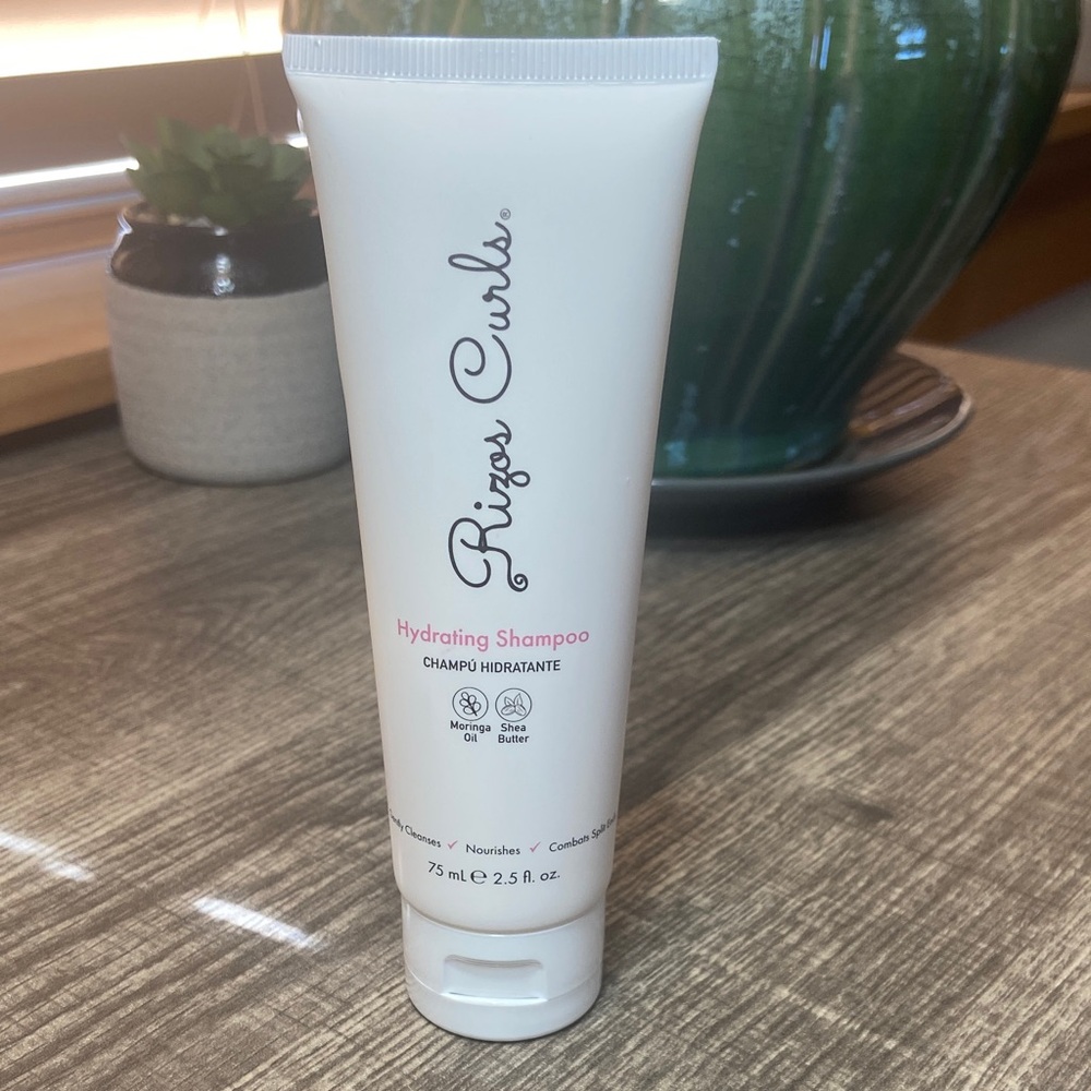 🌹5 for $25🌹Rizos Curls Hydrating Shampoo